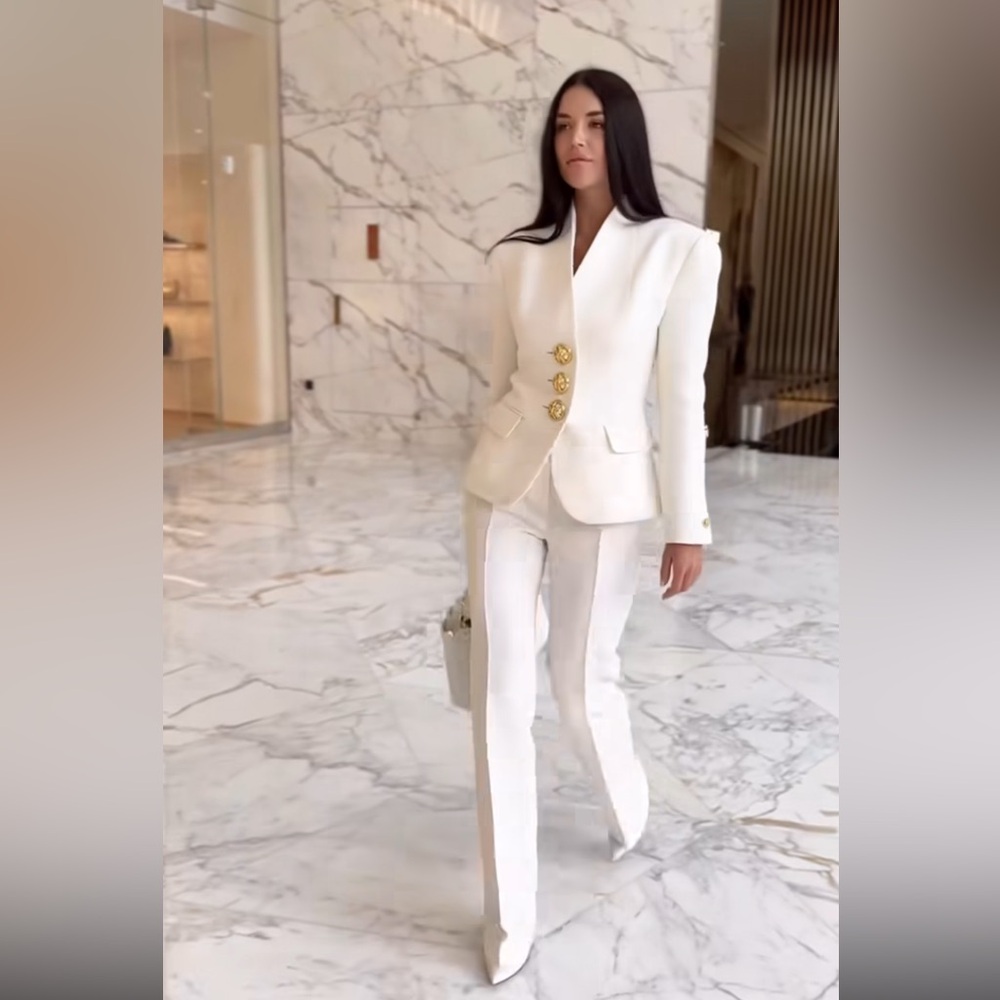 Premium Brands Unlisted!